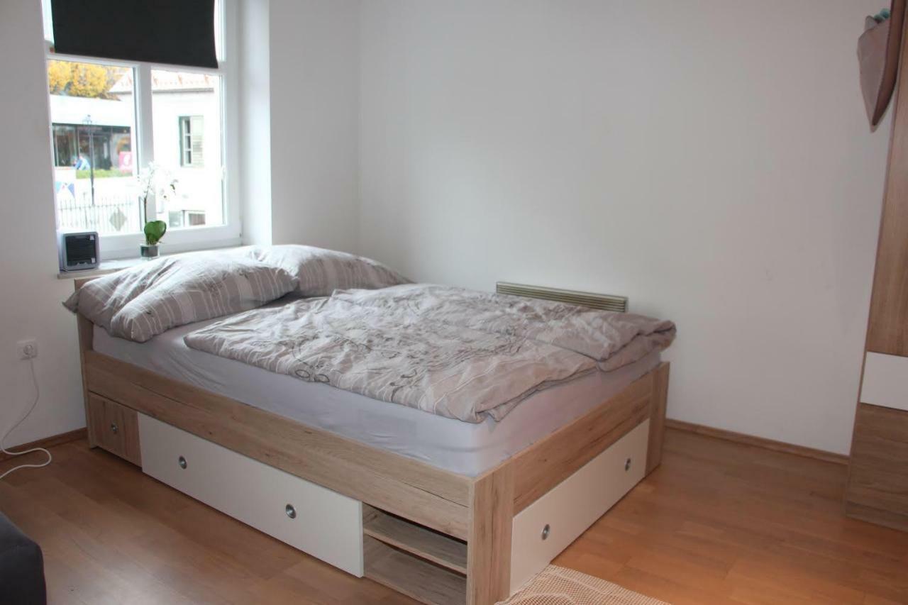 Apartment Na Skali Kranj Esterno foto